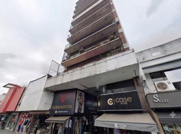 Local comercial · 9m² · Excelente Local en Galeria Moron