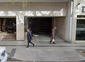 Frente · Oportunidad Cochera en Excelente Ubicacion Córdoba 1765