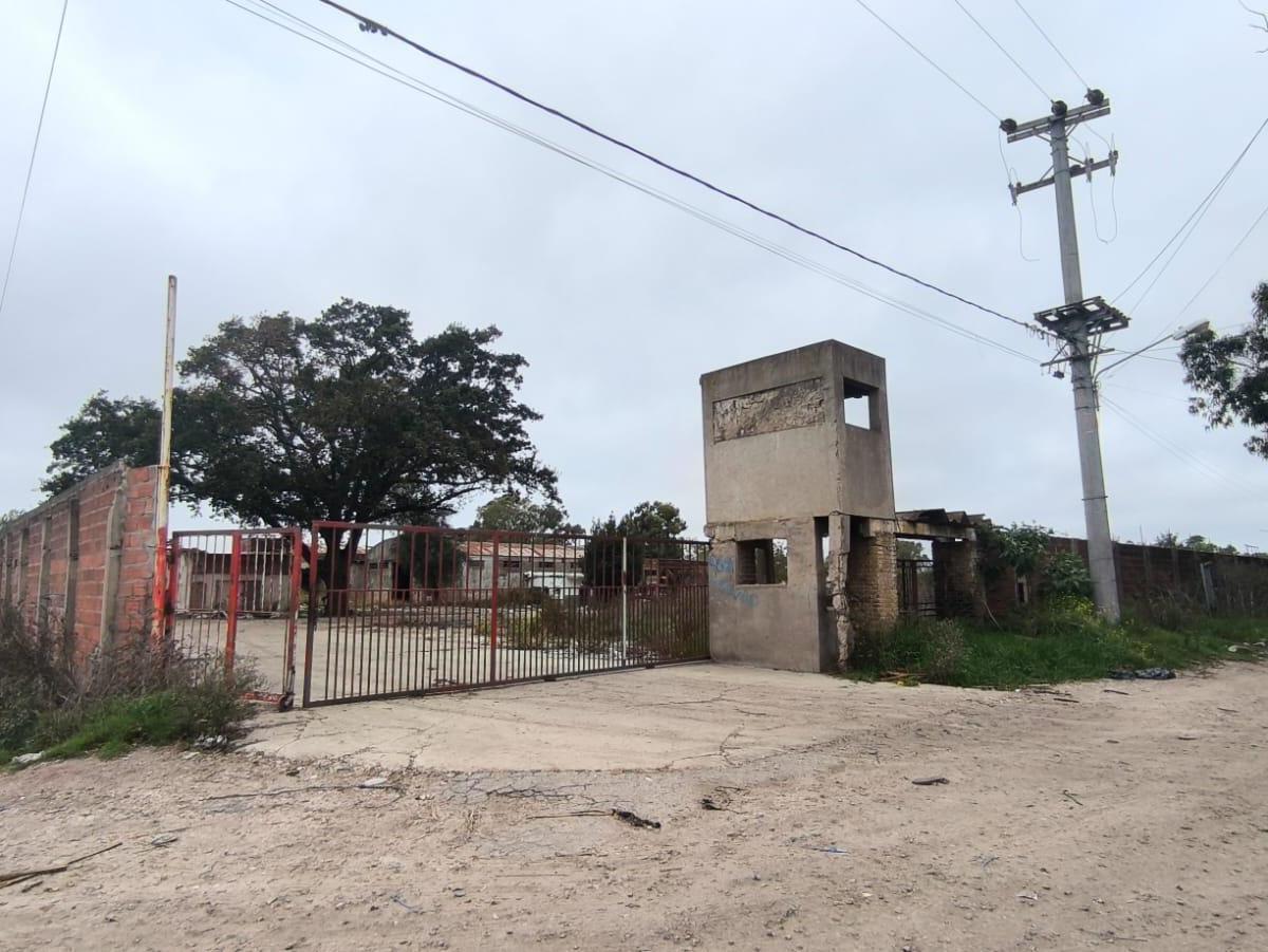 Terreno a demoler de 12300m² en Las Heras