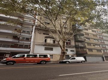 Local comercial · 1433m² · 46 Ambientes · Venta - Hotel - Edificio Hipolito Hirigoyen 3600 - Almago - Caba - Oportunidad a Refaccionar
