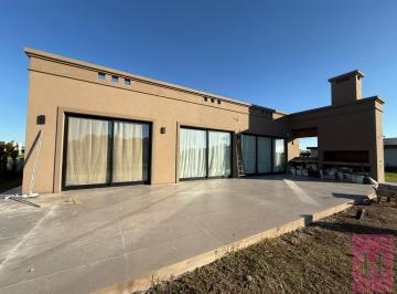 Casa · 100m² · 4 Ambientes · 2 Cocheras · Venta | Casa Moderna en Lares de Canning – Etapa II Sobre Lote de 600 m²