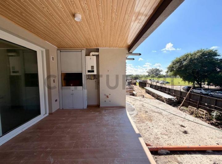 Venta 2 Amb C/cochera y Jardin Torre Zafiro Full Amenities a Estrenar