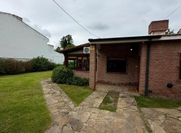 Casa · 162m² · 4 Ambientes · Venta Casa 3 Dorm. Grand Bourg