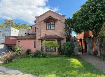 Casa · 60m² · 4 Ambientes · 1 Cochera · Adrogue Venta Duplex 3 Dorm C/cochera y Jardin S/expensas