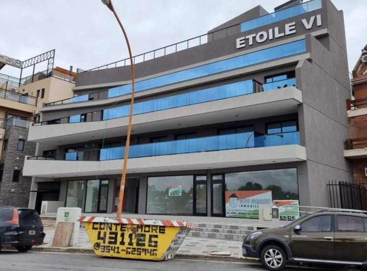 Local comercial · 64m²