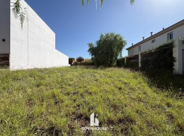 Terreno · 300m² · Openhouse Vende Exclusivo Terreno en Barrio Dalvian
