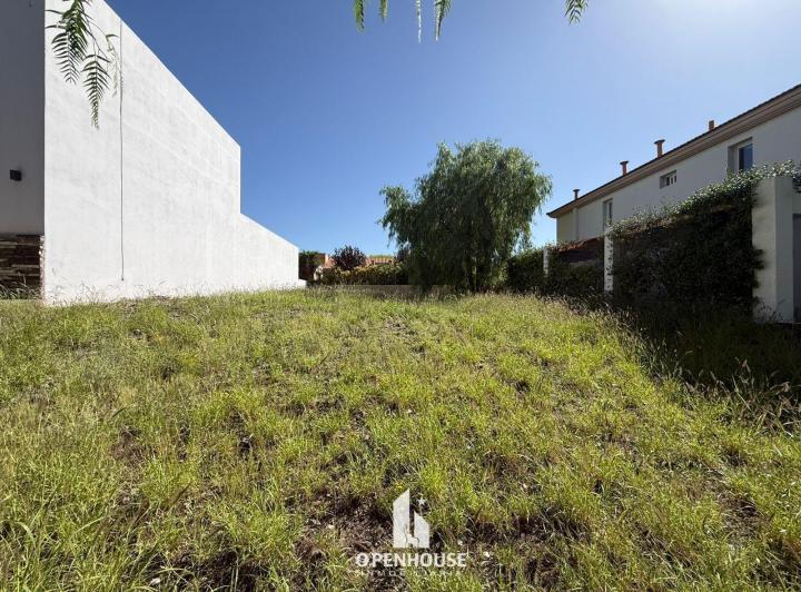 Terreno · 300m²