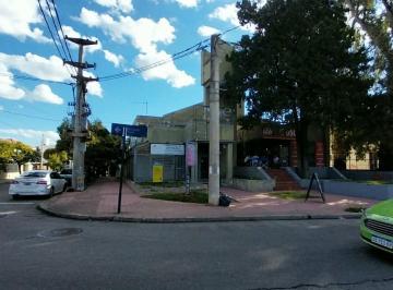 Local comercial · 11m² · 1 Ambiente · Local con Frente a La Calle - Cerro de Las Rosas