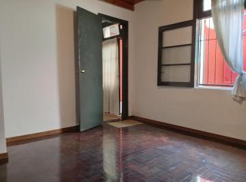 PH · 47m² · 2 Ambientes · Venta PH 2 Ambientes Amplio, Luminoso y Funcional Permuta Mataderos Caba