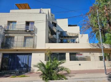 Departamento de 5 ambientes, Ciudad de Mendoza · Deprtamento 5ª Seccion
