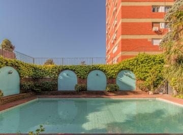 PH · 146m² · 4 Ambientes · 1 Cochera · Triplex de 4 Ambientes con Cochera, Quincho, Jardín y Pileta
