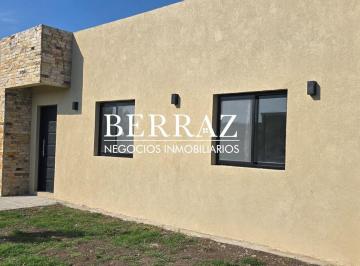 Casa · 103m² · 5 Ambientes · 3 Cocheras · Casa Venta 3 Dorm. Barrio San Ramón Lote de 465 m² Pilar del Este