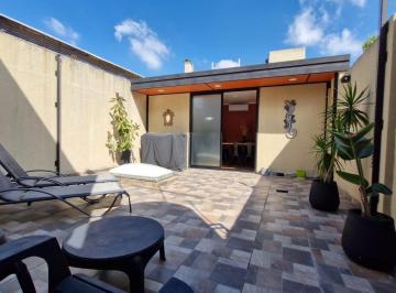PH · 73m² · 4 Ambientes · PH en Boedo
