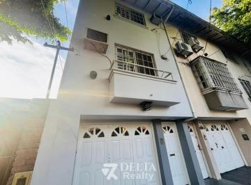 PH · 134m² · 4 Ambientes · 2 Cocheras · Venta Triplex en Bernal.