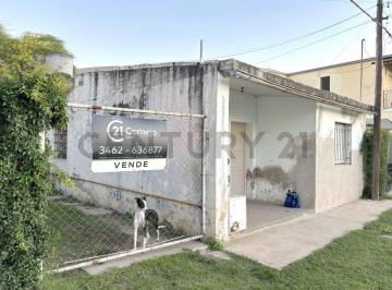 Casa · 69m² · 3 Ambientes · Oportunidad Para Invertir - Venado Tuerto