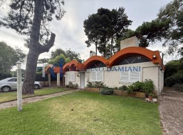 DEI-DEI-2063_2 · Casa 3 Dorm. en Venta en Pinamar Zona B5