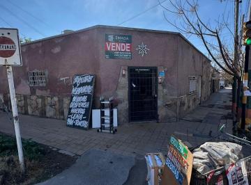 Casa de 4 ambientes, Guaymallén · Emada Vende Lote/casa en Guaymallen, Esquina en Av Mitre y Saavedra