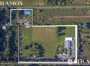 Edificio · 70000m² · 50 Cocheras · 7000 m². Edificio Comercial en Pilar - Versatil - Premium