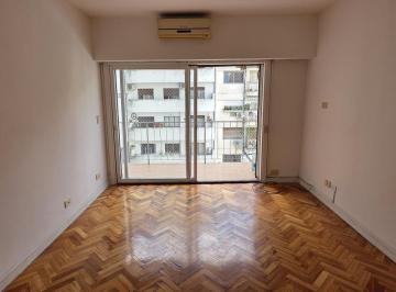 Departamento · 73m² · 4 Ambientes · 1 Cochera · Departamento en Recoleta