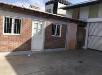 Bodega-Galpón de 4 ambientes, Godoy Cruz · Alquilo Galpón Comercial en Godoy Cruz