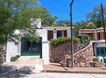 Casa de 3 ambientes, Río Ceballos · Vende Casa 2 Dorm Centro Rio Ceballos Financia