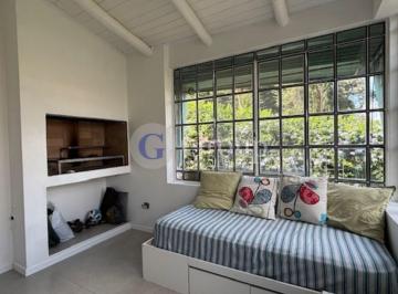 Casa · 136m² · 5 Ambientes · 1 Cochera · Casa en Venta en Santa María de Los Olivos, Malvinas Argentinas