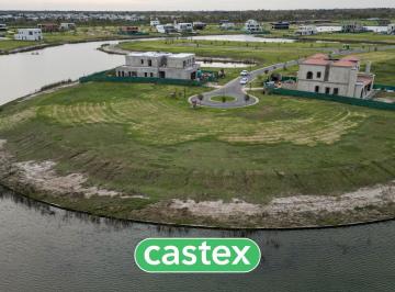 Terreno · 1415m² · Lote Al Agua en Venta, Barrio Amarras, Puertos