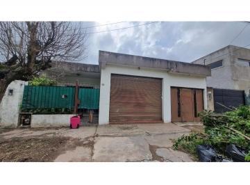 Casa de 4 ambientes, Moreno · Venta Casa con Local Comercial