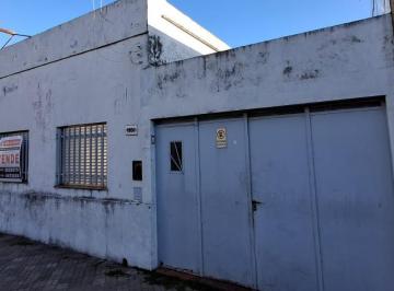 Casa · 307m² · 4 Ambientes · 1 Cochera · Casa en Venta Ludueña a Reciclar