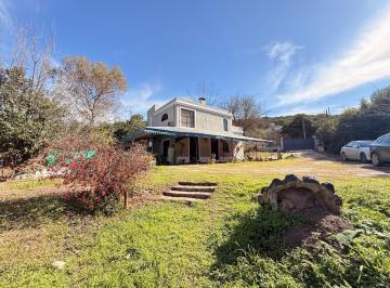 Casa · 220m² · 6 Ambientes · 3 Cocheras · Casa en Rio Ceballos