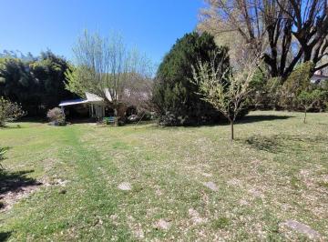Casa · 60m² · 4 Ambientes · 1 Cochera · Casa en Santa Rosa de Calamuchita – 2 Dorm., Galería y Asador