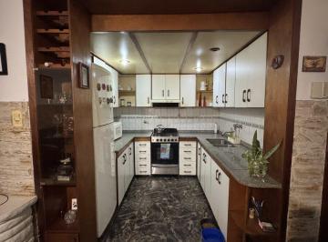 Casa · 80m² · 4 Ambientes · Venta Casa de 2 Dorm Sin Expensas con Patio