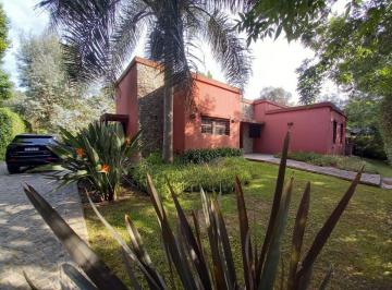 Casa de 4 ambientes, Ituzaingó · Casa 4 Ambientes con Pileta en Parque Leloir