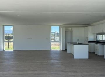 Casa · 210m² · 5 Ambientes · 2 Cocheras · Casa en Venta 4 Dorm. Zona Potrero de Garay