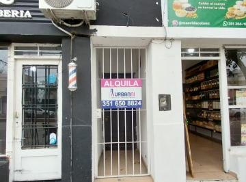 Oficina comercial · 60m² · 2 Ambientes · Alquiler Depósito/oficina Sobre Av Colón Al 2.400