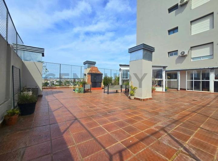 Venta Depto 3 Ambientes C/escritorio, Gran Terraza, Quincho, Parrilla y Cochera Fija en Caballito