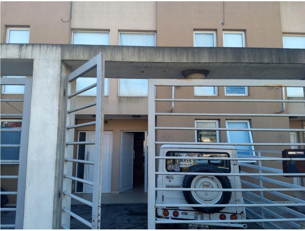 Dúplex 3 amb, 77m² en Punta Mogotes con cochera