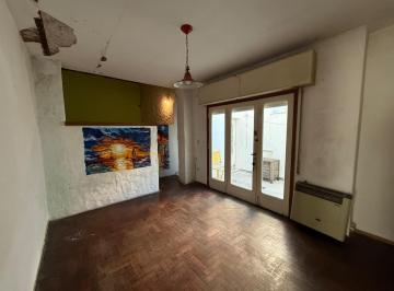 Departamento · 40m² · 3 Ambientes · Departamento de Pasillo a La Venta