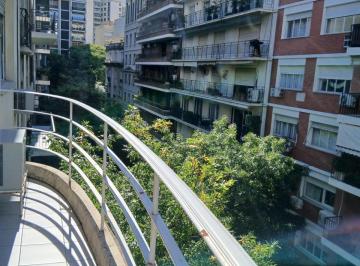 Departamento de 7 ambientes, Recoleta · Excelente Piso Racionalista de Categoría Muy Luminoso en Impecable Estado.