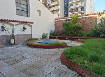 Departamento · 85m² · 4 Ambientes · Amplio 4 Amb con Patio Jardin Excelente Ubicacion