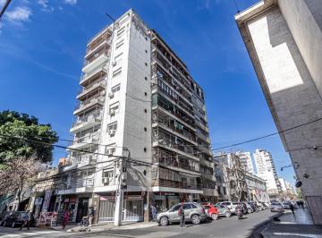Departamento · 38m² · 2 Ambientes · Montevideo Al 1900 Venta Departamento 1 Dormitorio en Rosario