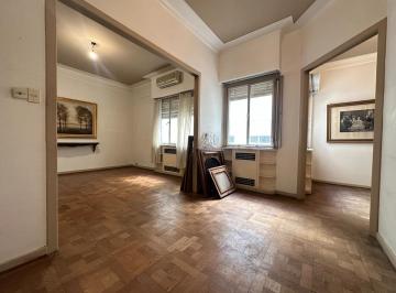 Departamento · 107m² · 3 Ambientes · 1 Cochera · Venta Apto Crédito | Piso Alto Luminoso | 4 Amb | Recoleta