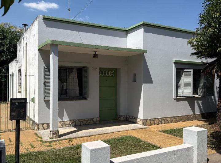Casa · 75m² · 3 Ambientes · 1 Cochera