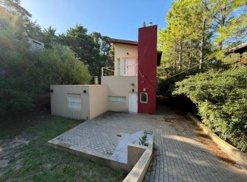 Casa · 170m² · 4 Ambientes · Casa en Venta Mar de Las Pampas