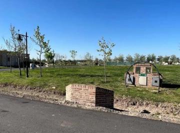 Terreno · 980m² · Terreno en Venta - 980 m² - Haras del Sur III - La Plata