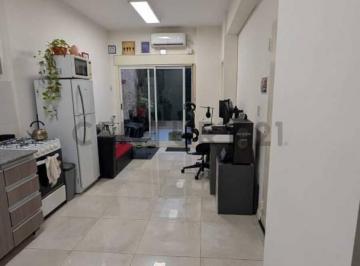 Departamento · 30m² · 1 Ambiente · Monoambiente en Venta en Flores con Patio y Dormitorio Definido – Planta Baja – Excelente Ubicación