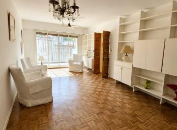 Departamento · 64m² · 3 Ambientes · Acassuso, Muy Lindo Departamento en Venta de 3 Ambientes con Gran Terraza
