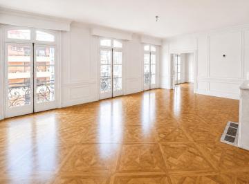 Departamento · 427m² · 7 Ambientes · 2 Cocheras · Exclusivo Piso de Alto Nivel en Edificio Francés Icónico en La Isla
