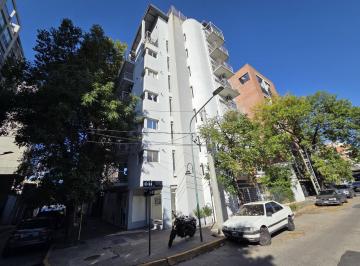 Departamento · 63m² · 3 Ambientes · 1 Cochera · Excelente Departamento de 3 Ambientes en Vicente Lopez