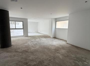 Oficina comercial · 147m² · Oficina Corporativa 147 m² | Excelente Ubicación en Entre Rios y Chacabuco